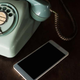 Imagen para el artículo titulado Cómo convertir tu viejo teléfono fijo en un receptor bluetooth para tu móvil